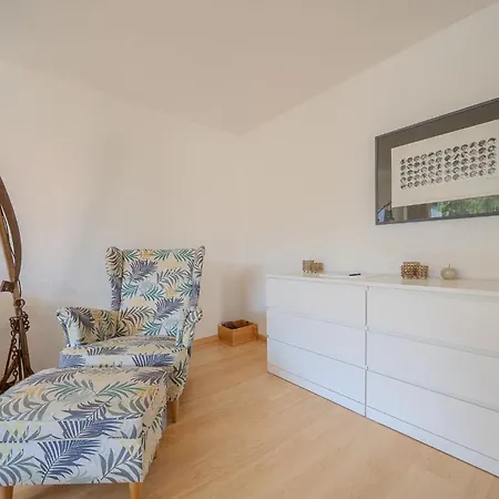 Marlenca 2 By Vacations, Familienwohnung Mit Bergblick In Der Naehe Des Skilift-kulm *